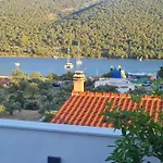 Mlinar-two Bedroom Seaview Apartment Grebastica