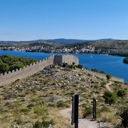 Mlinar-two Bedroom Seaview