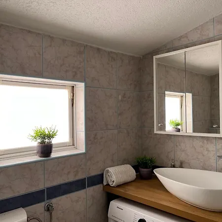Mlinar-two Bedroom Seaview Apartman