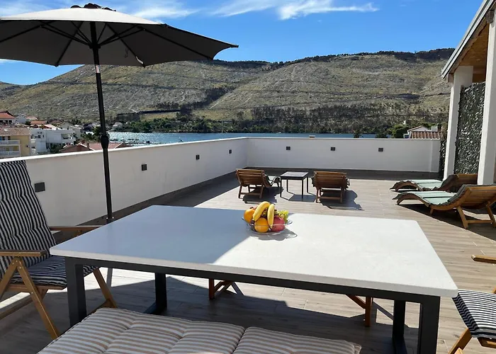 Lägenhet Mlinar-two Bedroom Seaview